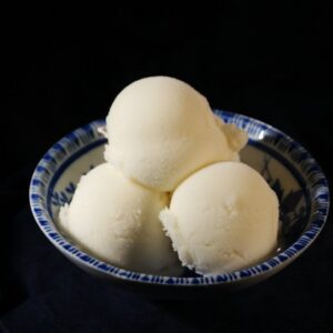 牛奶冰淇淋